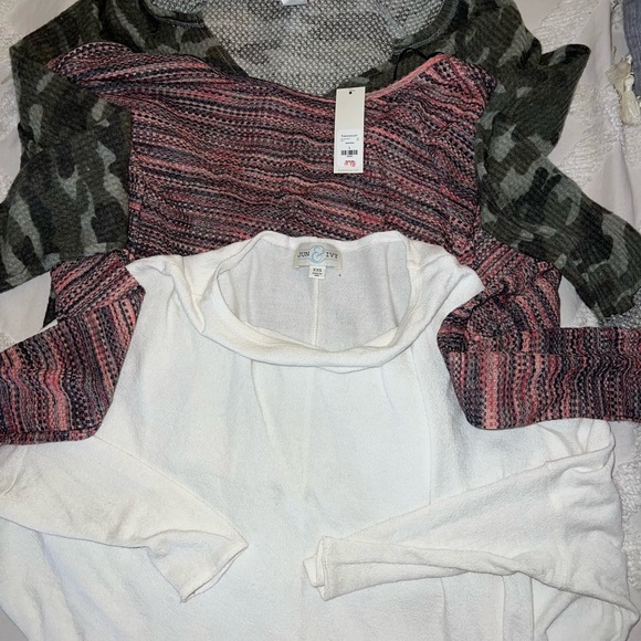 Sweater bundle (pink lily, Francesca’s, and more) - Picture 2 of 5